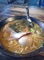 「ヨシベーラーメン醤油（650円）+トロ肉チャーシューハーフ（20」@ラーメン ヨシベー 八千代店の写真