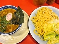 「つけメン（850円）+キャベツ（塩味蒸し焼き）（150円）」@らーめんいっとく 竜ヶ崎店の写真