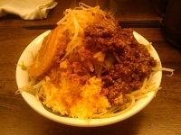 「カレーそば（ヤサイニンニクマシ）」@雷 北松戸本店の写真