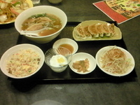 「ラーメン定食（780円）」@台湾料理 味鮮の写真