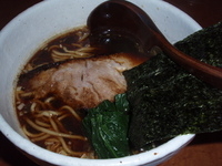 「らーめん（濃い口）（680円）+豚めし（大盛無料）（350円）」@本八幡だんちょうてーの写真