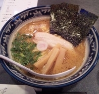 「限定らーめん（醤油）:700円」@麺屋 お杉の写真