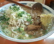 「ホルモンラーメン700円」@ラーメンパンダの写真