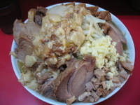 「ダブル小ラーメン（ヤサイニンニクアブラ）」@ラーメン二郎 上野毛店の写真