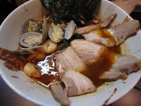 「魚介味噌ラーメン+チャーシュー」@麺屋 優創の写真