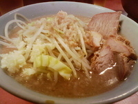 「チャーシュー（ニンニク・アブラ・カラメ）」@ラーメン二郎 歌舞伎町店の写真