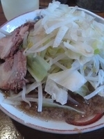 「とんこつ醤油らーめん」@ら〜めん ぽっぽっ屋 晴海トリトン店の写真