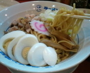 「裏メニュー（もんじゃそば四代目）660円+餃子セット260円」@らあめん花月嵐 東尾久店の写真