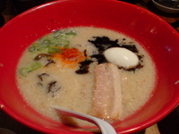 「赤丸かさね味+塩茹で卵+のり+替玉*4（850円+100円+10」@博多一風堂 上野広小路店の写真