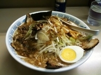 「とんこつ+煮ばら+ねぎ」@めんくいの写真