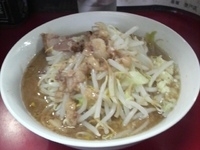 「小ラーメン（麺少な目・薄め・ニンニク・アブラ） 650円」@蓮爾 登戸店の写真