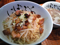 「汁なしぶらぶら（650円）」@にぼぶらの写真