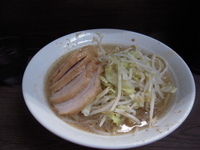 「大豚ラーメン（ヤサイ+ニンニク）」@ラーメン二郎 横浜関内店の写真