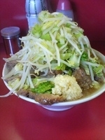 「ラーメン 豚増し ヤサイ・ニンニク」@ラーメン二郎 大宮店の写真