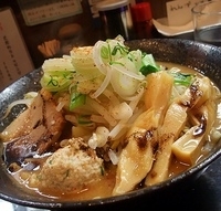 「濃厚味噌ポタ麺900円」@麺屋33の写真