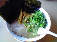 「ネギラーメン（大）こってりスープ+のり」@天下一品 太田店の写真