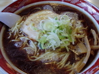 「醤油ラーメン」@ラーメン専門店 くろべぇの写真