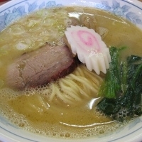 「濃厚醤油ラーメン（リニューアル記念100円）」@麺や しみずの写真