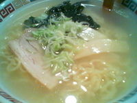 「大将自慢の塩ラーメン（￥500）」@居酒屋 つるやの写真