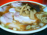 「カレーラーメン/S+チャーシュー（￥470+￥130=￥600）」@ぎょうざやさんの写真