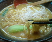 「ザ・プレミアムカレーらーめん（ガラムマサラご飯付き）880円」@とんこつ麺道の写真