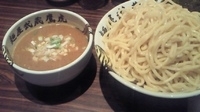 「つけ麺（750円）・大盛り」@麺屋武蔵 鷹虎の写真