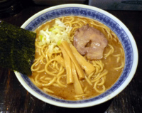 「中華そば大盛り（700+100円）」@俺の麺 春道の写真