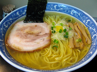 「塩ラーメン（大盛り）@800」@ラーメン専門 くぼ田の写真