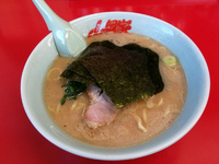 「ラーメン（麺固め）」@ラーメン山岡家 豊橋下地店の写真