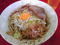 「まぜそば（チーズ）」@ジャンクガレッジ 東大宮店の写真