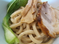 「特濃つけ麺（極太固麺）（冷）（麺少な目）（750円）」@大八車の写真
