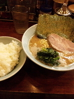 「のりラーメン ライス無料【750円】」@横浜家系ラーメン 家家家 飯田橋店の写真