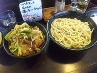 「肉野菜つけ麺+レモン+めし」@ones onesの写真
