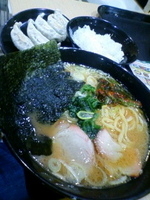 「ラーメン街道一番星（完結編）+餃子セット」@らあめん花月嵐 イオンモール羽生店の写真