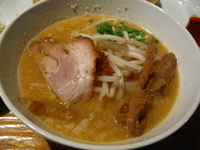 「よるてい980円ラーメンを味噌味に変更50円」@日月飯店 Kamezoの写真