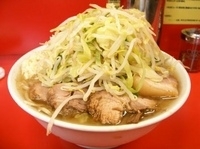 「小ラーメン（ヤサイ・ニンニク・カラメ）」@ラーメン二郎 神田神保町店の写真