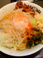 「まぜそば（ニンニク）730円」@山盛山の写真