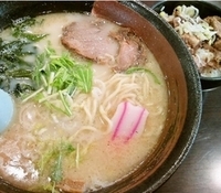 「Aセット・塩（ラーメン+チャーシュー丼）800円」@山びこの写真