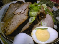 「チャーシューメン+ライス小」@ラーメン 峰の写真