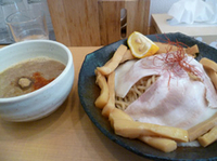 「とろ肉つけ麺+ゆず+メンマ（1000円）」@とろ肉つけ麺 魚とんの写真