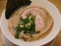 「濃厚らーめん（太麺、￥680）」@麺処 ぼたん 栃木店の写真