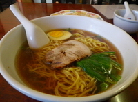 「ラーメンと半チャーハンセット」@来福酒家の写真