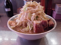 「大盛ラーメン（全部）」@らーめん大 池袋店の写真