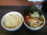 「つけそば・1.5玉・特のせ」@あまみ屋の写真