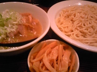 「肉つけめん（大盛）+メンマ+ねぎ」@らーめん なか星の写真