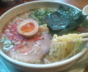 「塩らーめん550円+半チャーハン300円」@山中房の写真