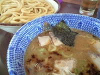 「つけ麺750円（300g）+半肉盛り150円」@次念序の写真