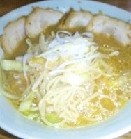 「味噌チャーシュー麺880円+半ライス100円=980円」@豆でっぽうの写真