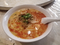 「特製担々麺+水餃子セット」@龍華樓の写真