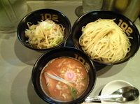 「つけめん（大盛）800円+野菜150円」@つけめん102 大宮店の写真